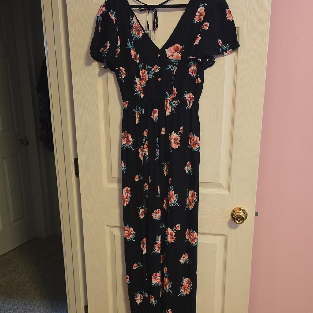 Three Pink Hearts Black Maxi Dress with‎ Floral Design